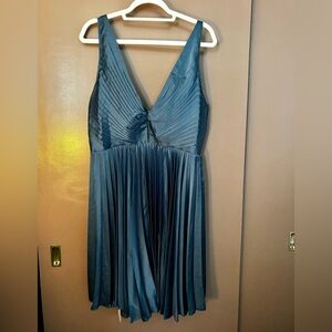 Elegant Blue Pleated Dress
